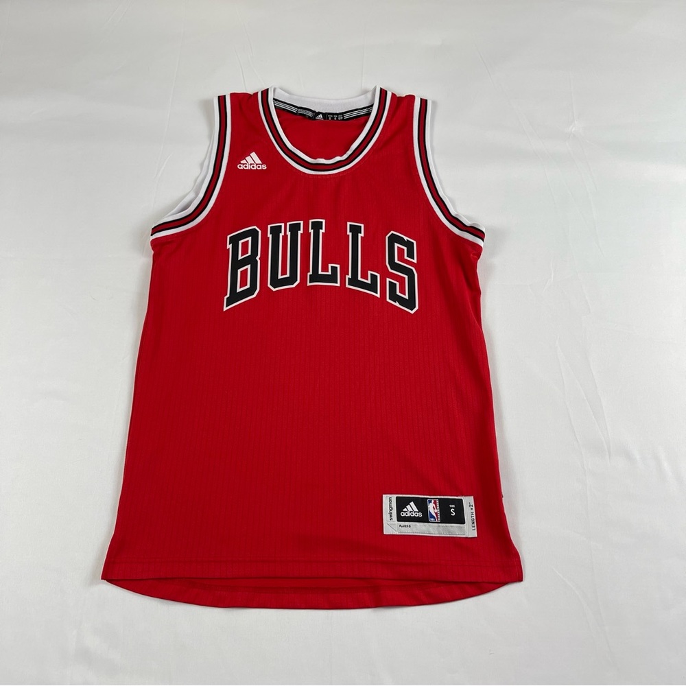 Adidas NBA Chicago Bulls Red  Swingman Jersey Mens Size :Small